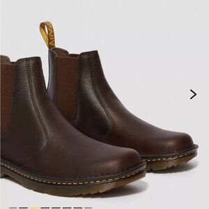 Dr. Martens Suffolk non-slip Dark Brown Leather Ankle Boots